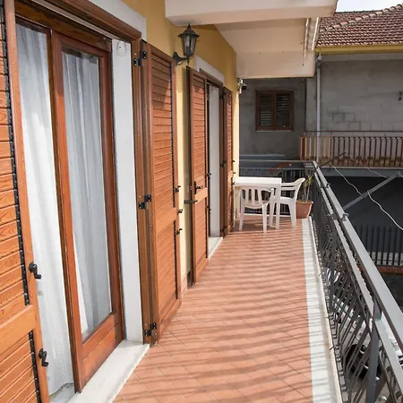 Casa Montegrappa - Tra Etna E Mare Parcheggio Gratuito 아파트 *